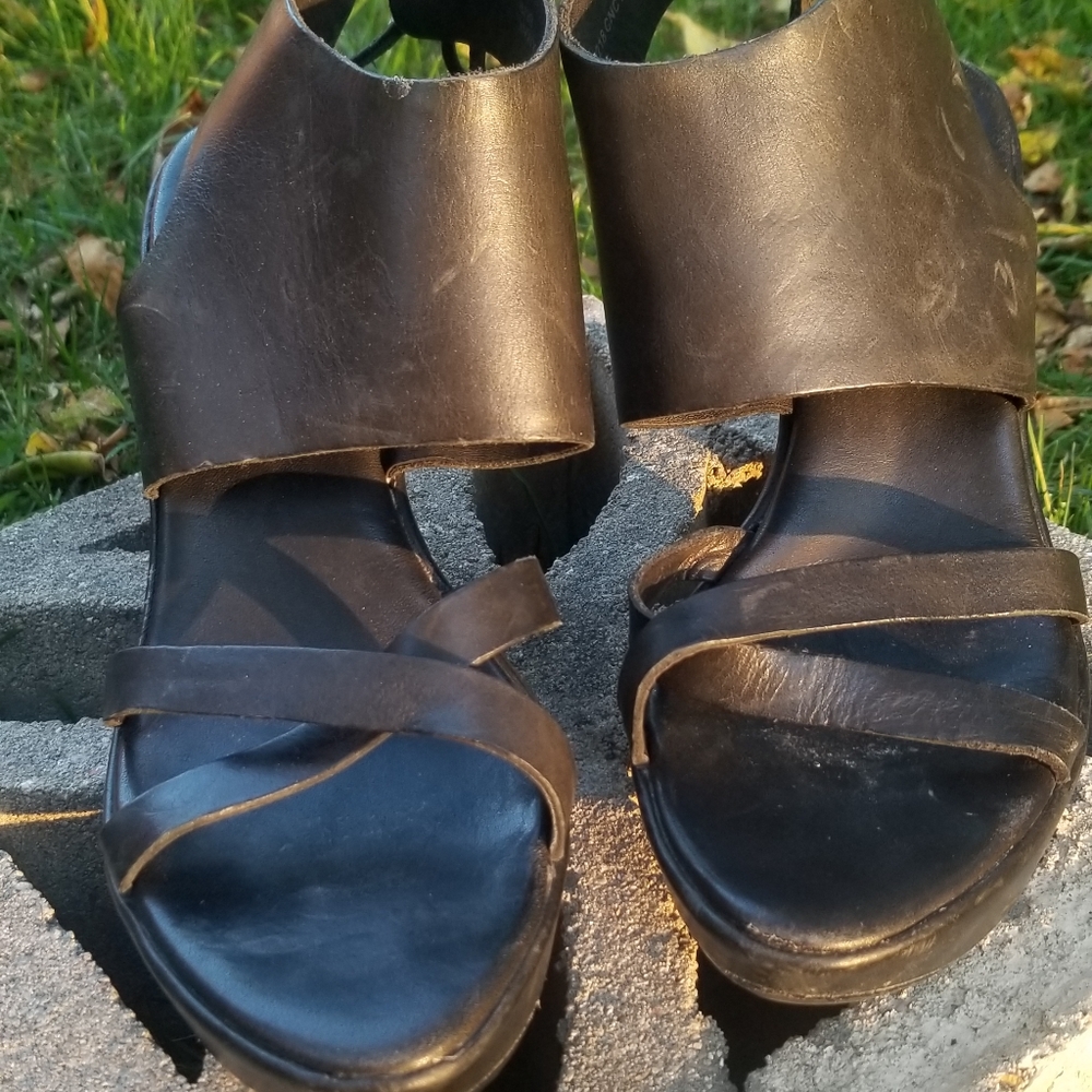 Leather Kork Ease heels